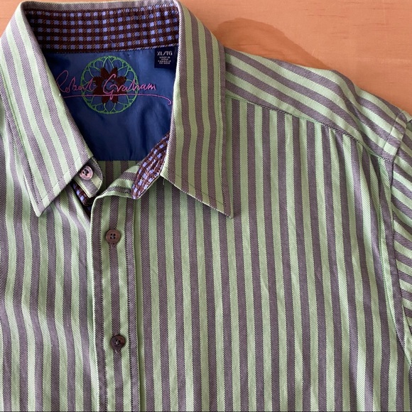 Robert Graham Long Sleeve Stripes Button Front Flip Cuff Mens Shirt Size XL - Picture 3 of 9